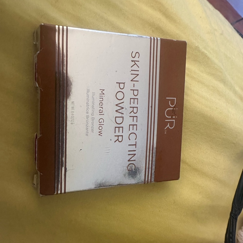 Pur skin perfecting mineral glow powder